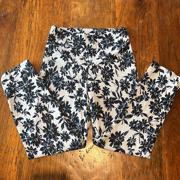 Frank Lyman Pants -Size 4 - Picture 3 of 6